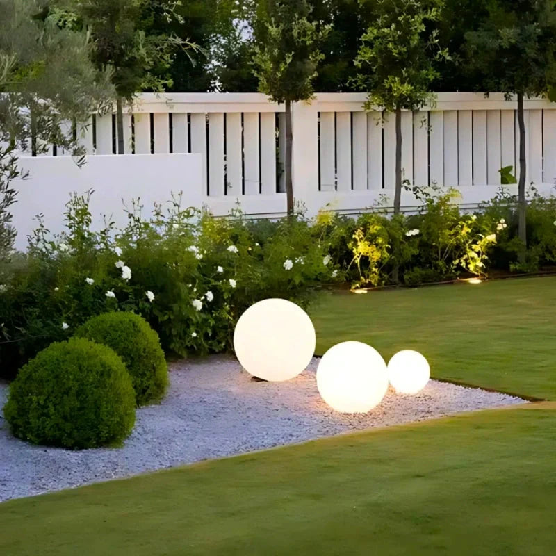 Spherical Garden Light – 16-Color RGB, Weatherproof, Remote