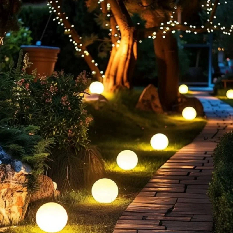 Spherical Garden Light – 16-Color RGB, Weatherproof, Remote