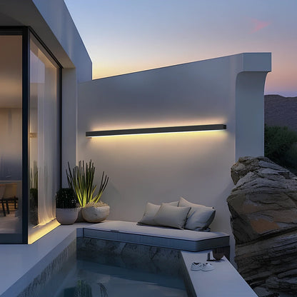 Linear Luxe Outdoor Wall Sconce - Weatherproof LED, Modern Facade Light