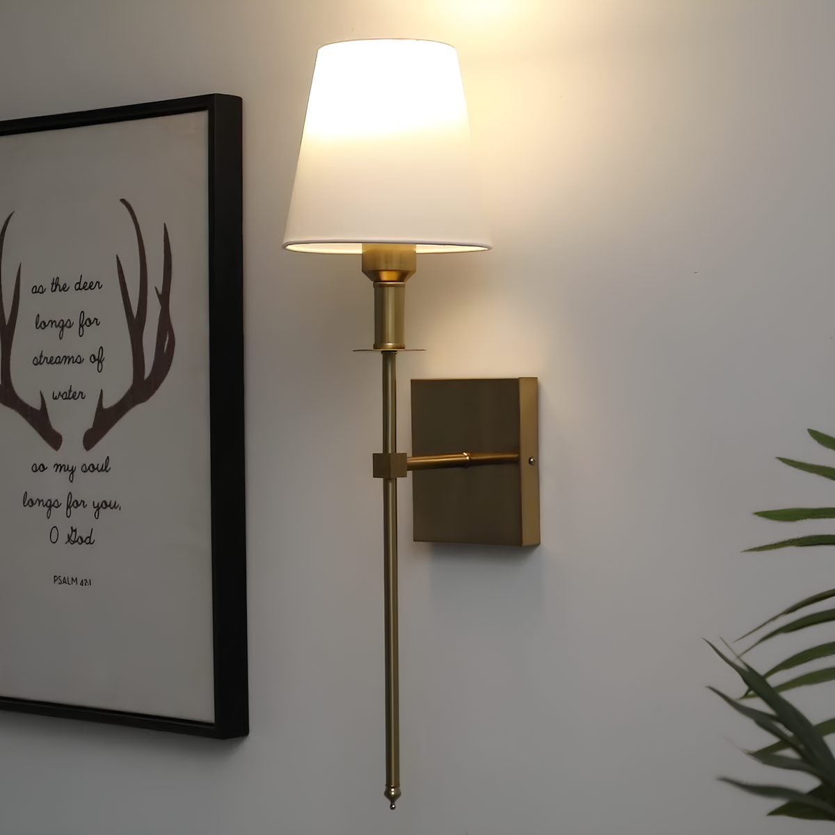 Classic Elegance Wall Light - Rechargeable LED, 16 Colors, Remote