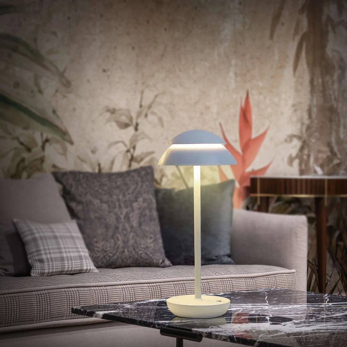 Luminous Prestige Table Lamp - Rechargeable LED, Nordic Minimalist