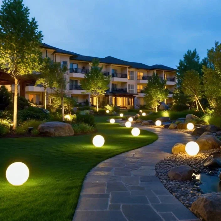 Spherical Garden Light – 16-Color RGB, Weatherproof, Remote