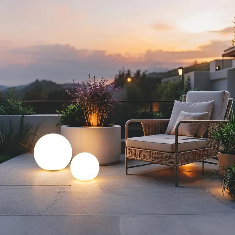 Spherical Garden Light – 16-Color RGB, Weatherproof, Remote