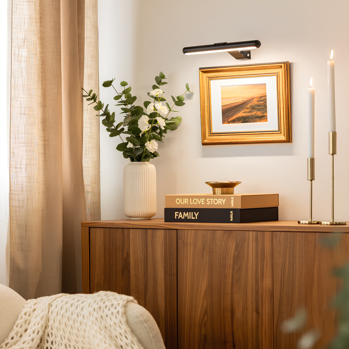 Cordless Wall Art Light - Dimmable LED, Remote
