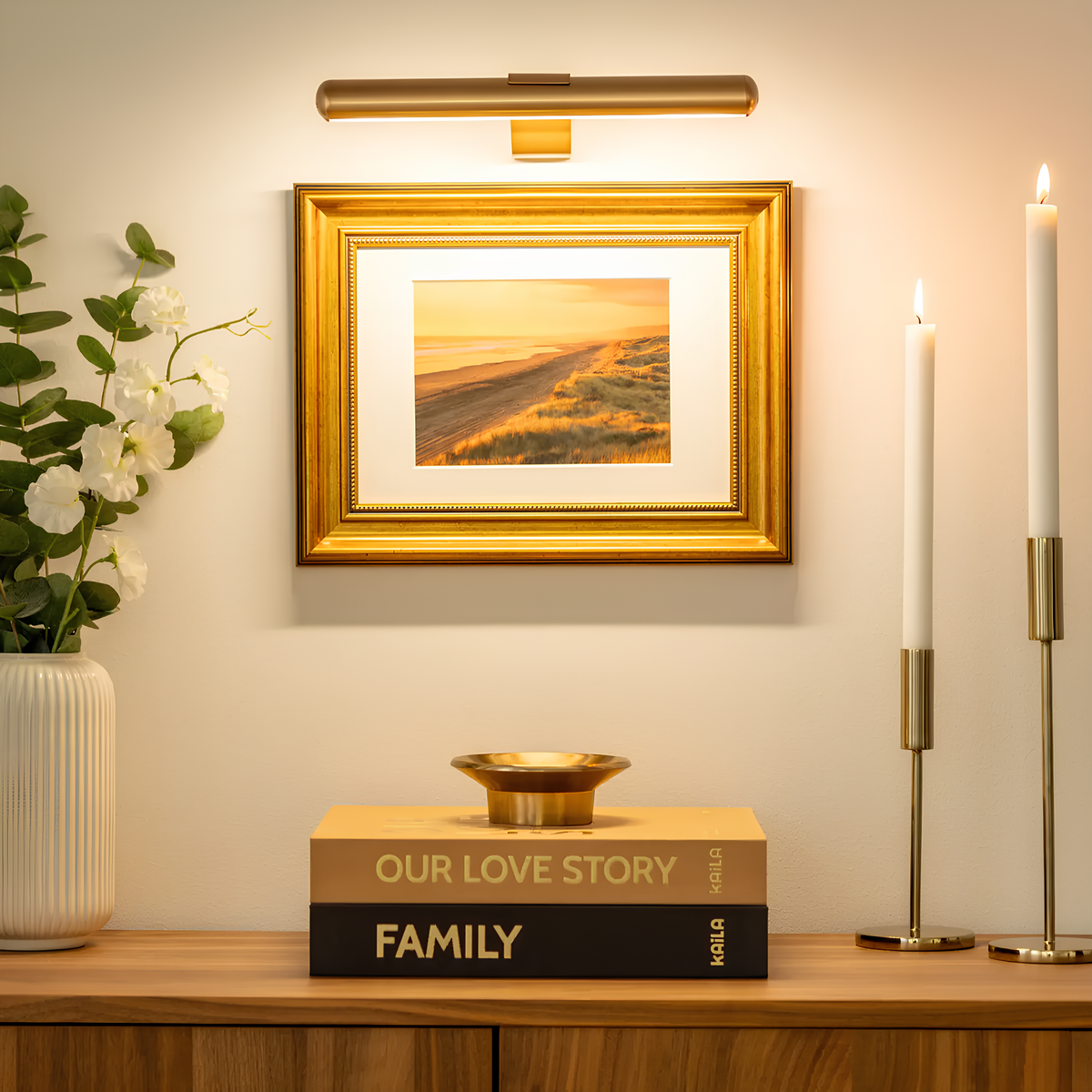 Cordless Wall Art Light - Dimmable LED, Remote