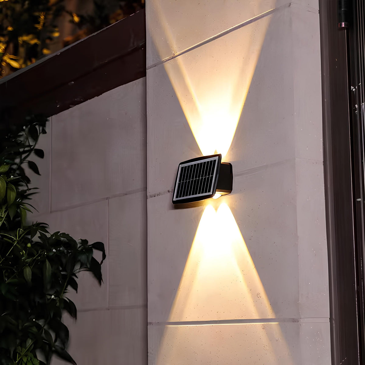 Solar Powered Wall Sconce – Dusk-to-Dawn LED, Warm/White, Waterproof