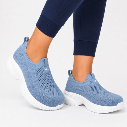 Nora Comfort Wide Toe Shoes For Women Light Blue Model Wearing